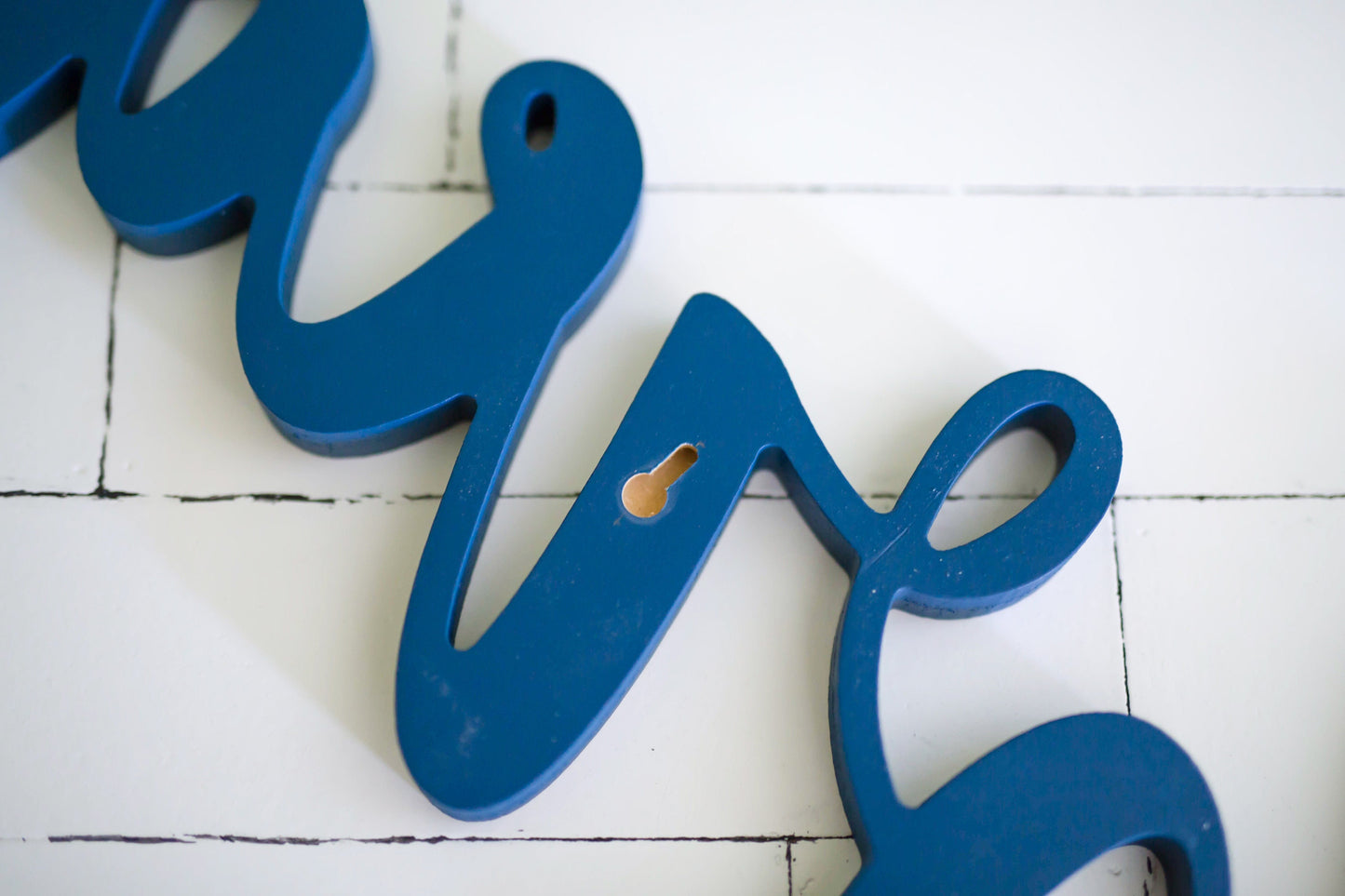 Breathe - Script Word Sign